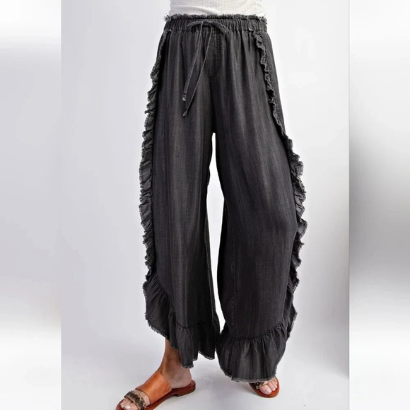 New Easel Black Ruffle Chambray Relaxed Fit Pants - Picture 2 of 6